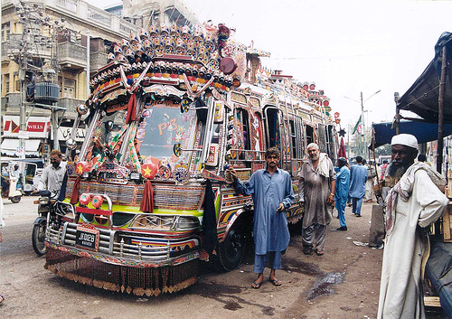 autobus-pakistan-1.jpg